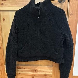 Lululemon half zip funnel neck fleece